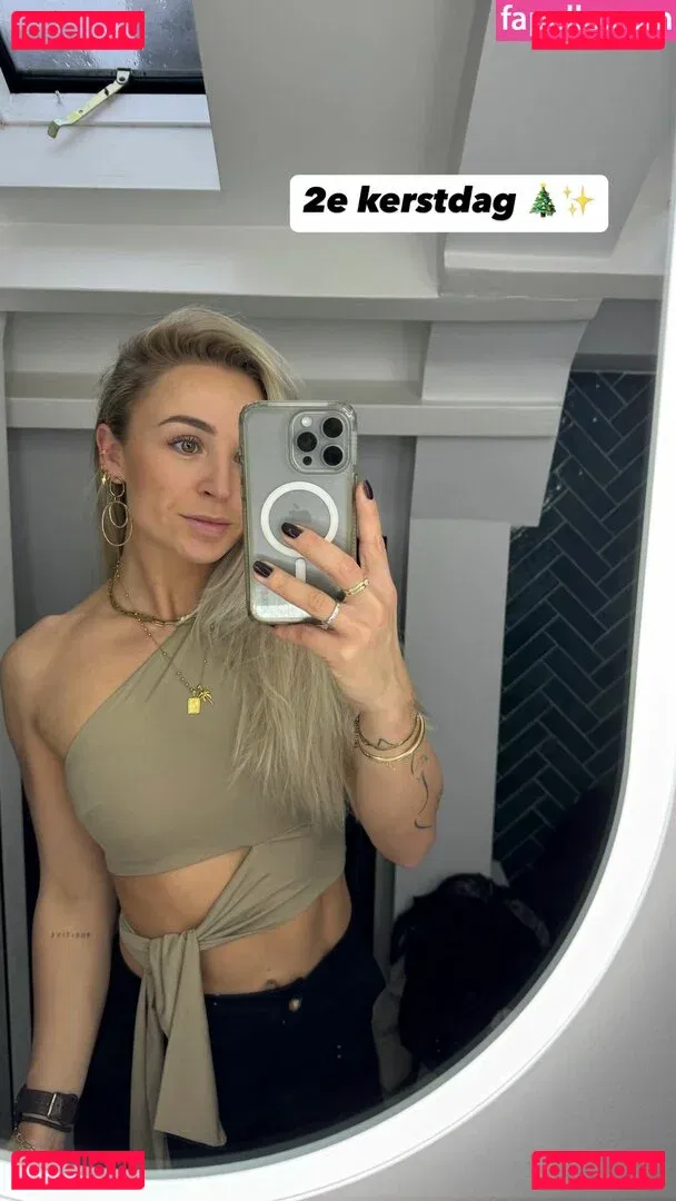 Larissa Van Meerten Onlyfans Photo Gallery 