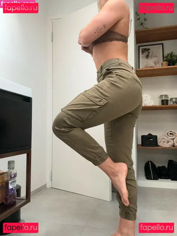 Larissa Van Meerten Onlyfans Photo Gallery 