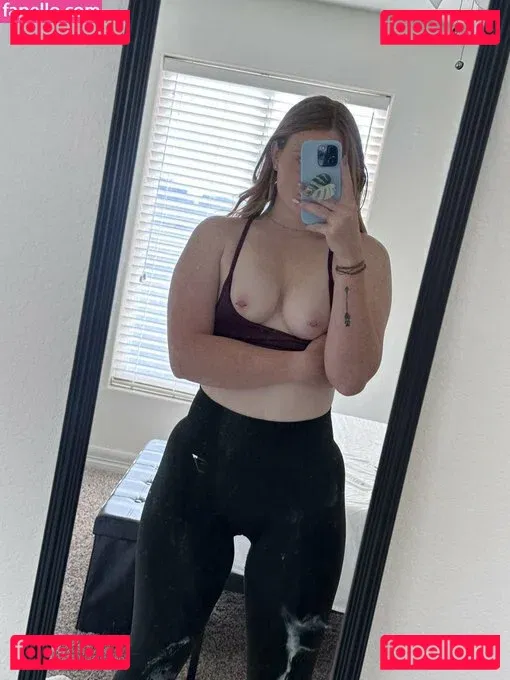 d_peachyyy Onlyfans Photo Gallery 