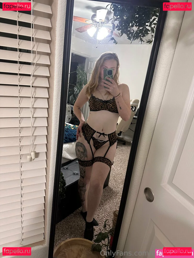 d_peachyyy Onlyfans Photo Gallery 