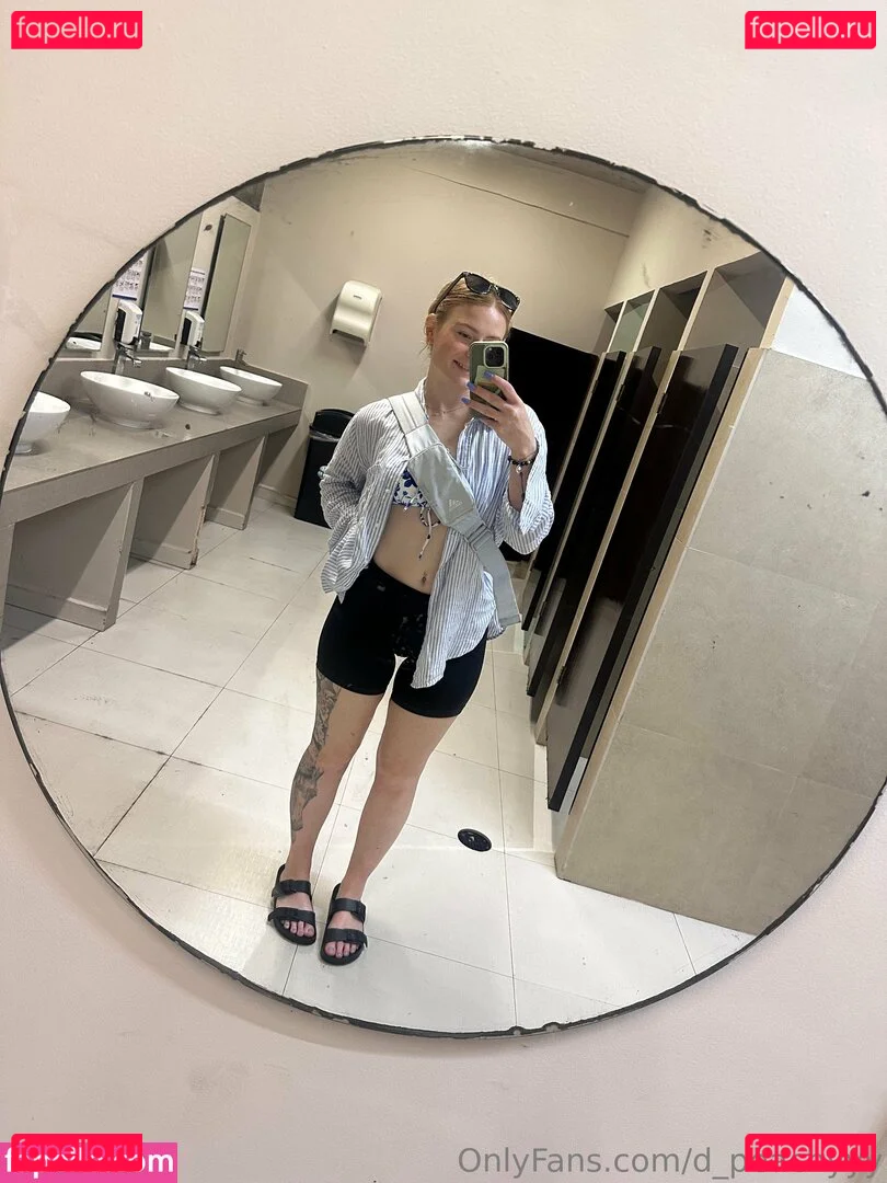 d_peachyyy Onlyfans Photo Gallery 