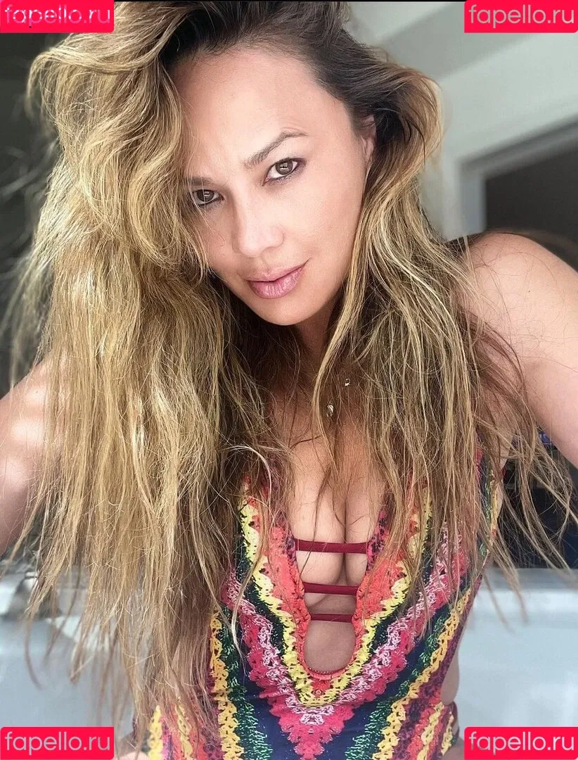 Moon Bloodgood Onlyfans Photo Gallery 