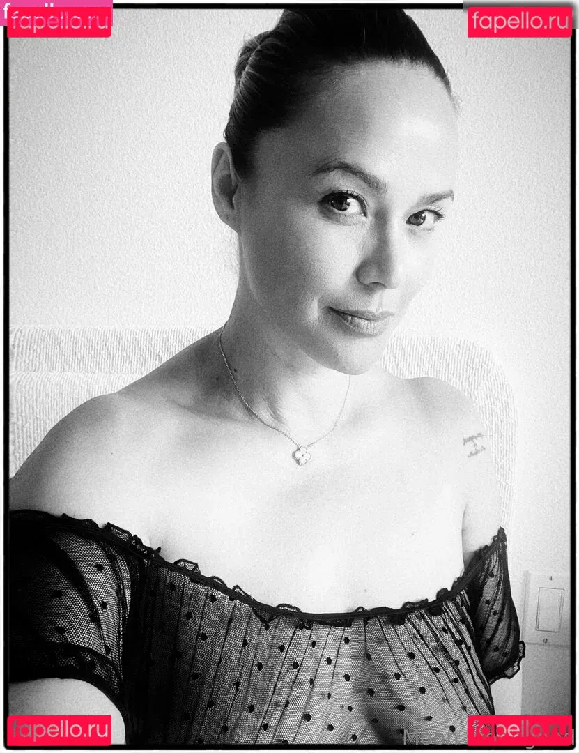 Moon Bloodgood Onlyfans Photo Gallery 