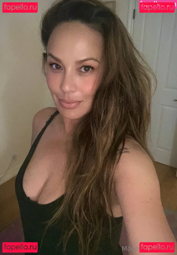 Moon Bloodgood Onlyfans Photo Gallery 