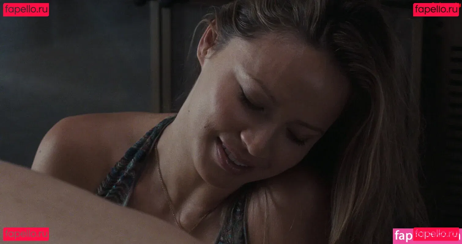 Moon Bloodgood Onlyfans Photo Gallery 