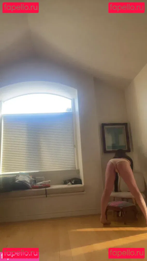 Moon Bloodgood Onlyfans Photo Gallery 