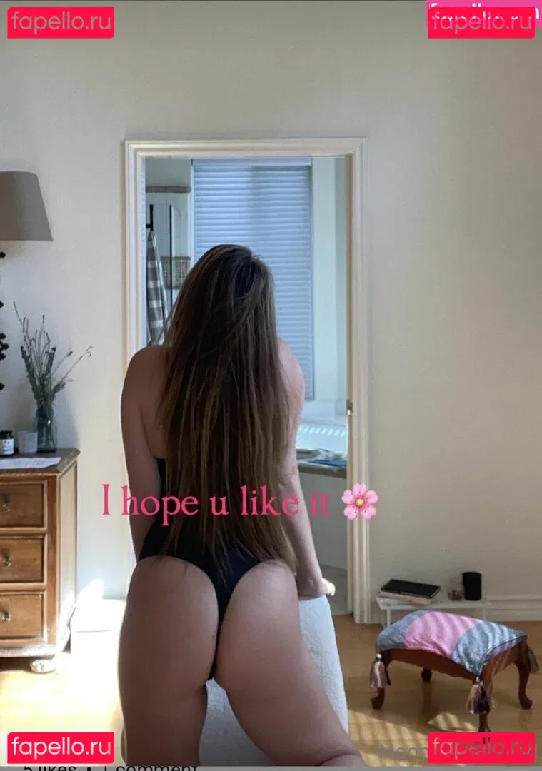 Moon Bloodgood Onlyfans Photo Gallery 