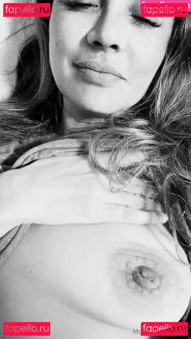 Moon Bloodgood Onlyfans Photo Gallery 