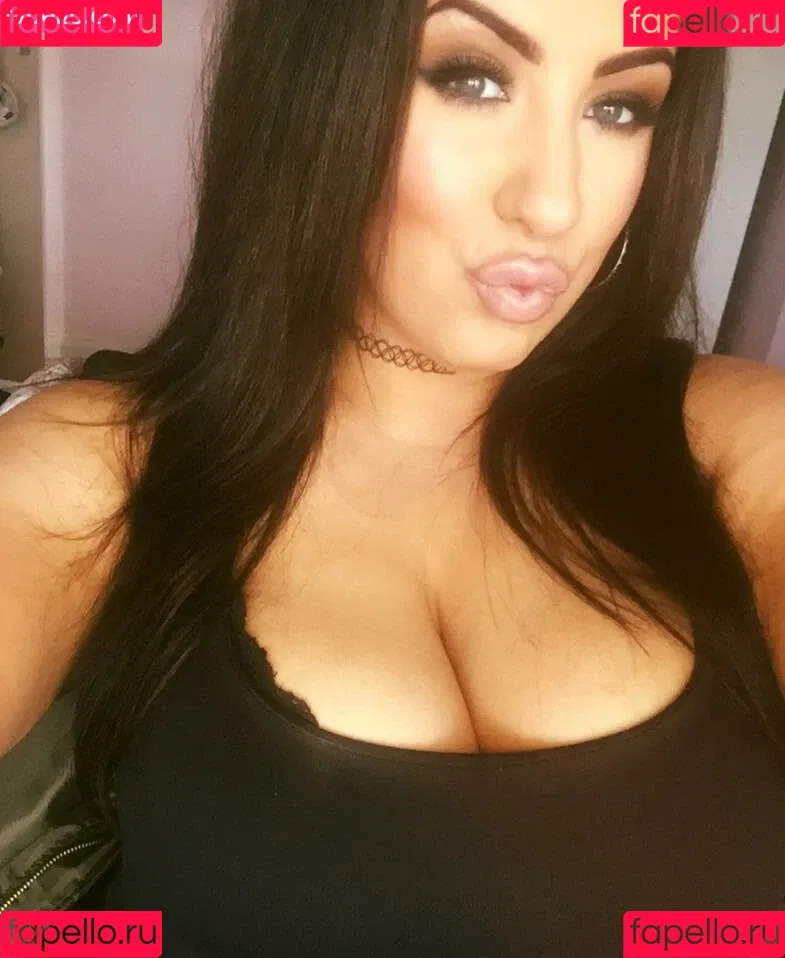 Faye Rainey Onlyfans Photo Gallery 