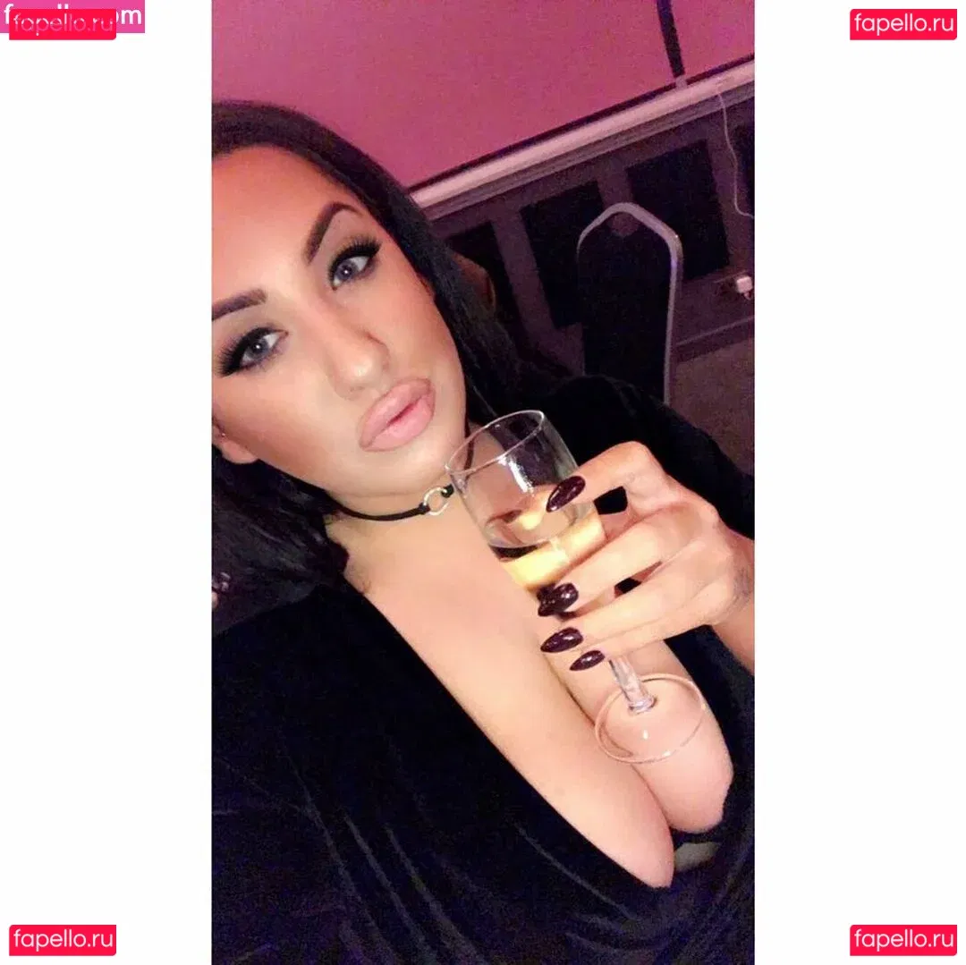 Faye Rainey Onlyfans Photo Gallery 