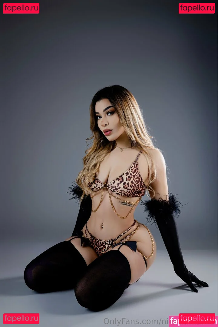 nicolgastelum Onlyfans Photo Gallery 