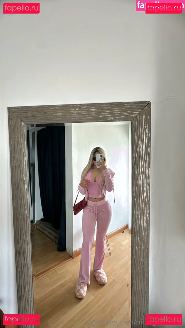 nicolgastelum Onlyfans Photo Gallery 