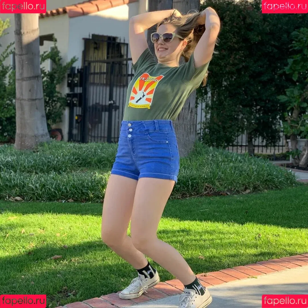 Teagan Croft Onlyfans Photo Gallery 