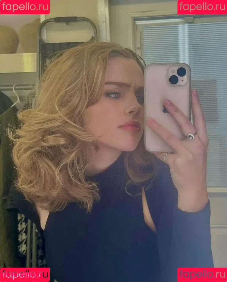 Teagan Croft Onlyfans Photo Gallery 