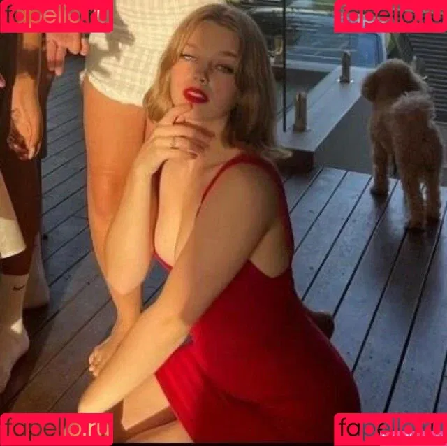 Teagan Croft Onlyfans Photo Gallery 