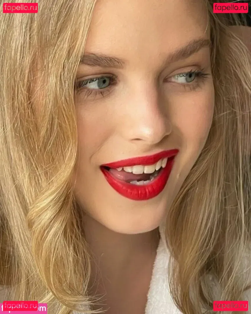 Teagan Croft Onlyfans Photo Gallery 