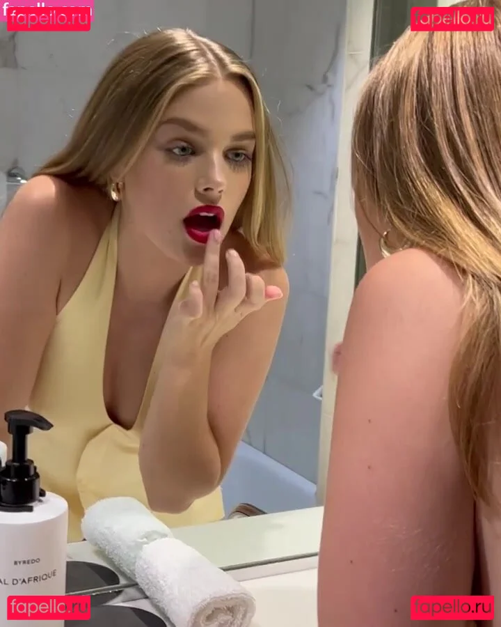 Teagan Croft Onlyfans Photo Gallery 