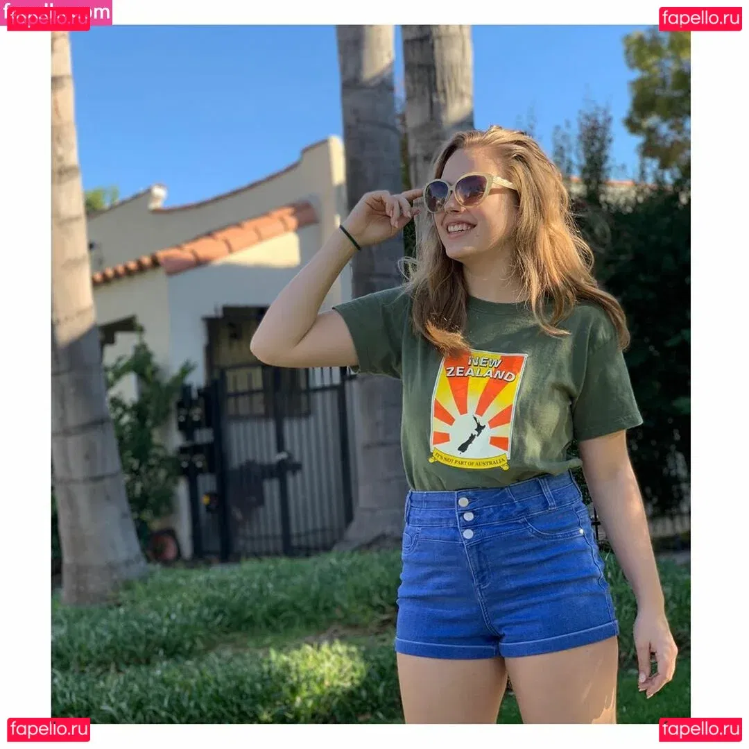 Teagan Croft Onlyfans Photo Gallery 