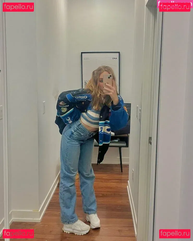 Teagan Croft Onlyfans Photo Gallery 