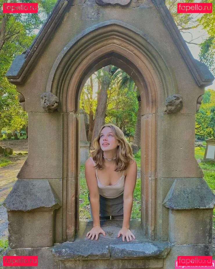 Teagan Croft Onlyfans Photo Gallery 