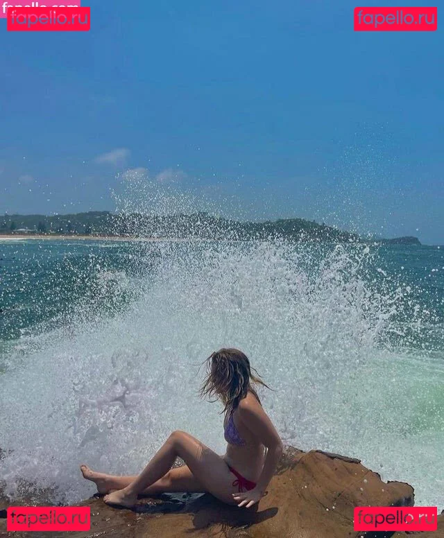 Teagan Croft Onlyfans Photo Gallery 