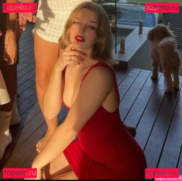 Teagan Croft Onlyfans Photo Gallery 