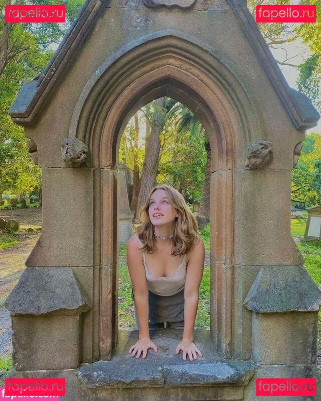 Teagan Croft Onlyfans Photo Gallery 