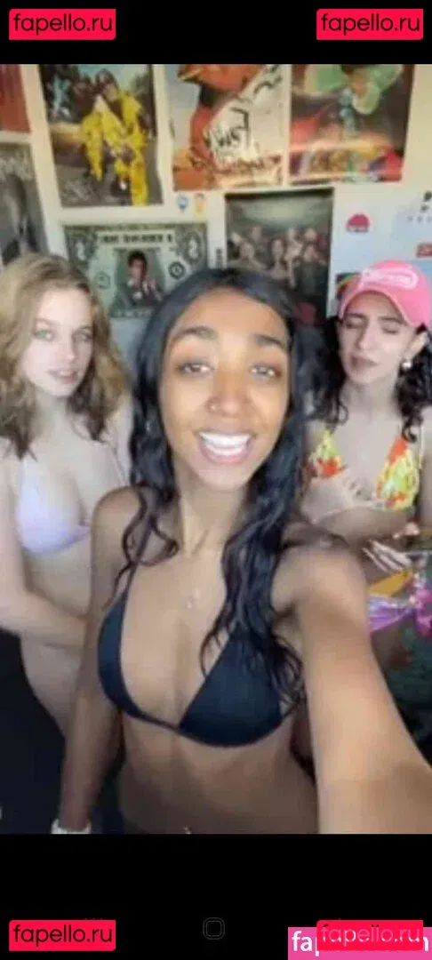 Teagan Croft Onlyfans Photo Gallery 