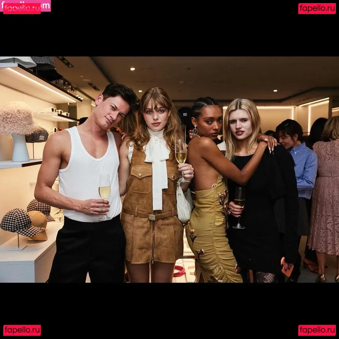 Teagan Croft Onlyfans Photo Gallery 