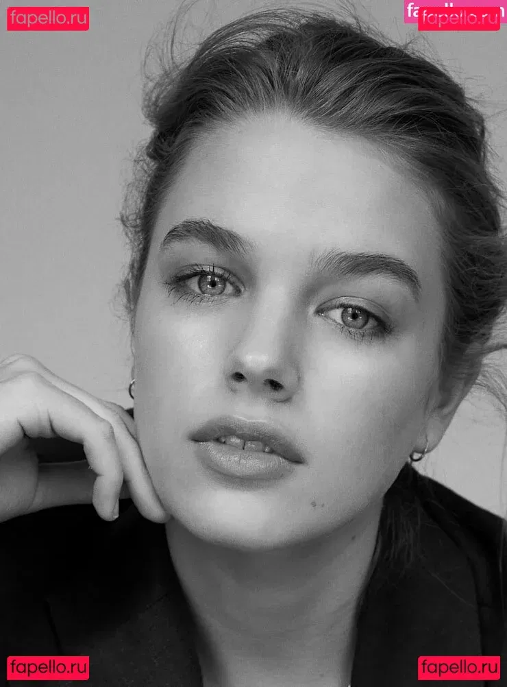 Teagan Croft Onlyfans Photo Gallery 