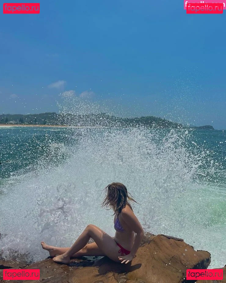 Teagan Croft Onlyfans Photo Gallery 