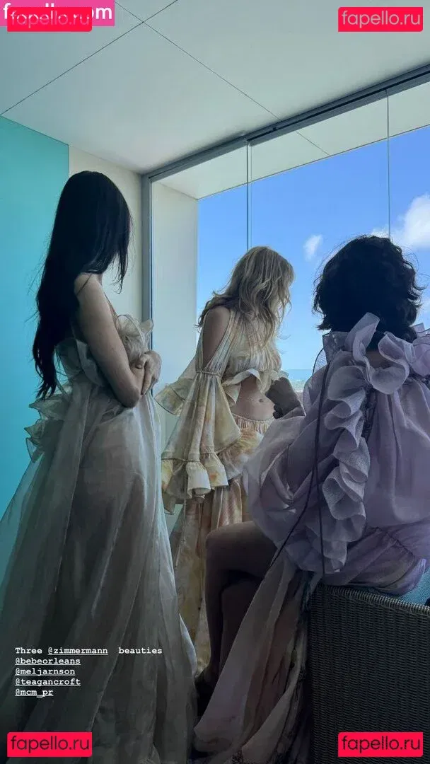 Teagan Croft Onlyfans Photo Gallery 