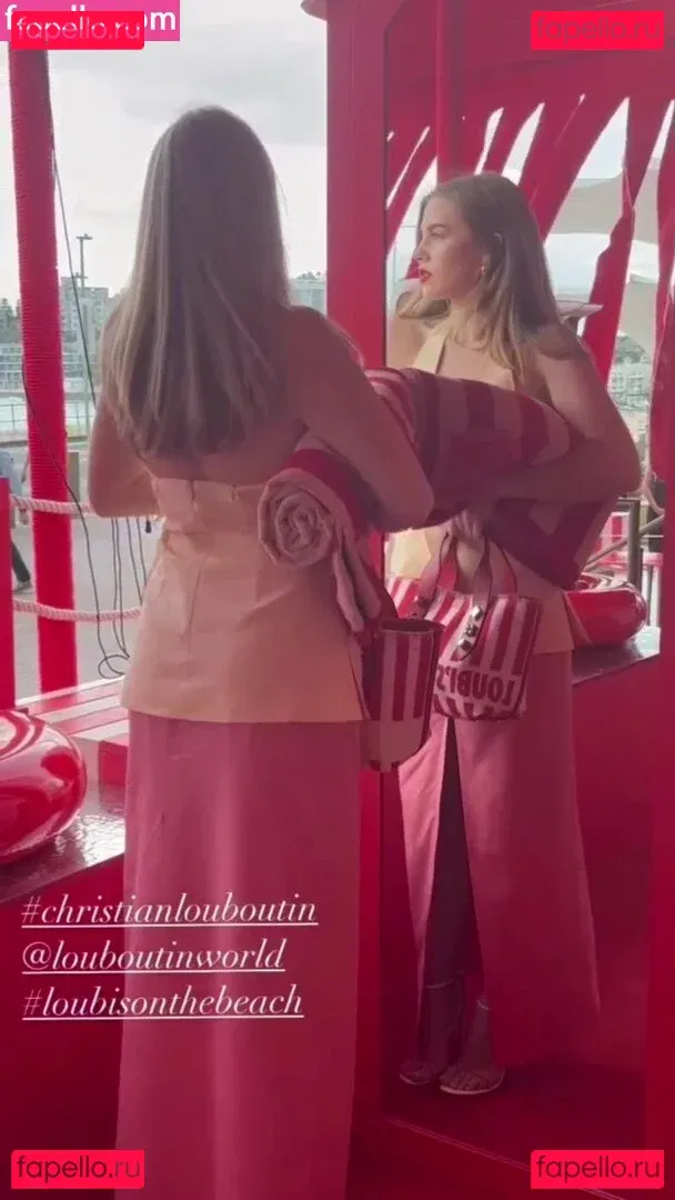 Teagan Croft Onlyfans Photo Gallery 