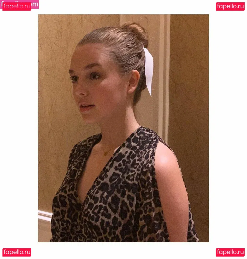 Teagan Croft Onlyfans Photo Gallery 