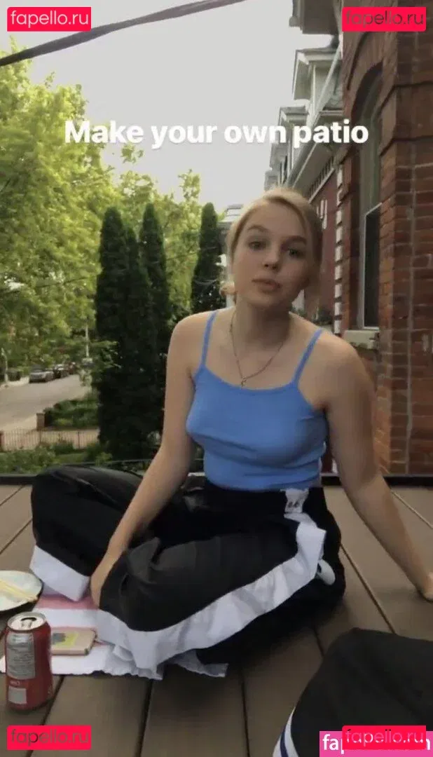 Teagan Croft Onlyfans Photo Gallery 