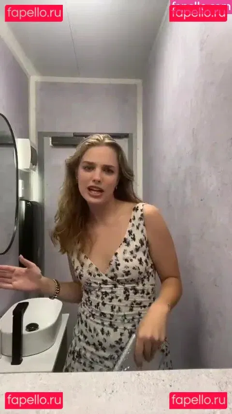 Teagan Croft Onlyfans Photo Gallery 