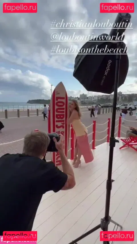 Teagan Croft Onlyfans Photo Gallery 