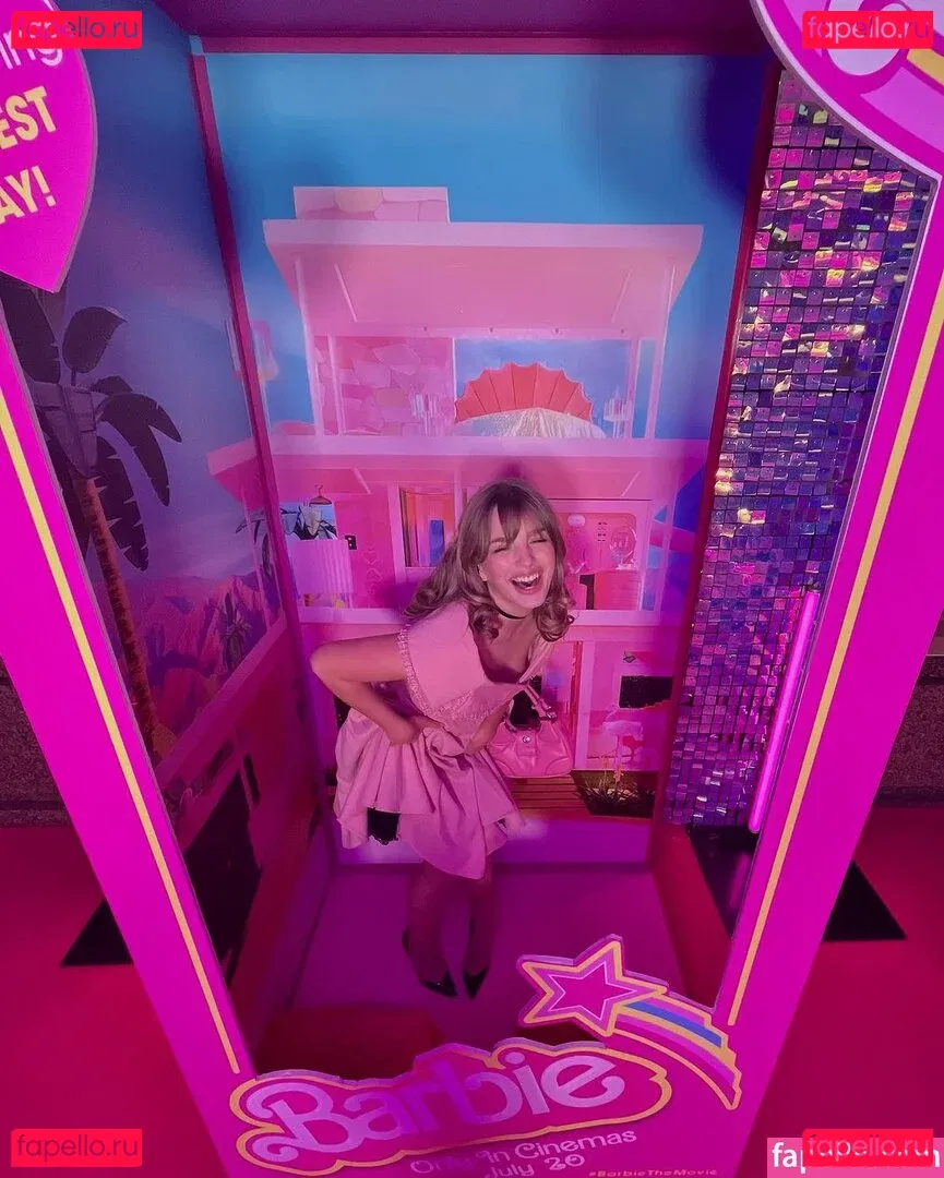 Teagan Croft Onlyfans Photo Gallery 