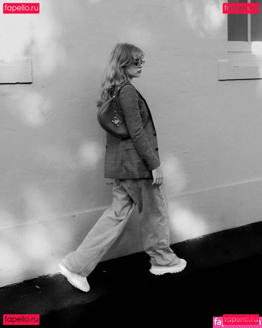 Teagan Croft Onlyfans Photo Gallery 