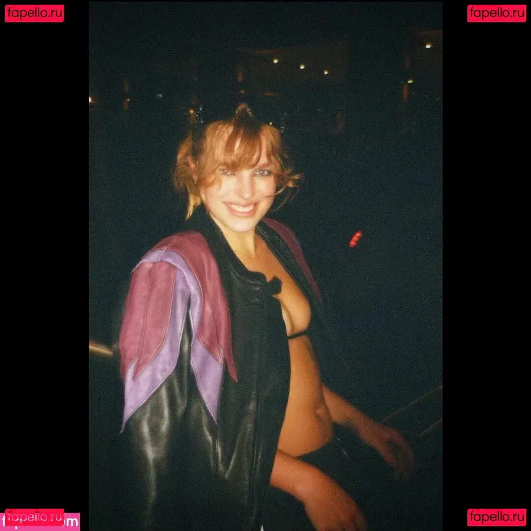 Teagan Croft Onlyfans Photo Gallery 