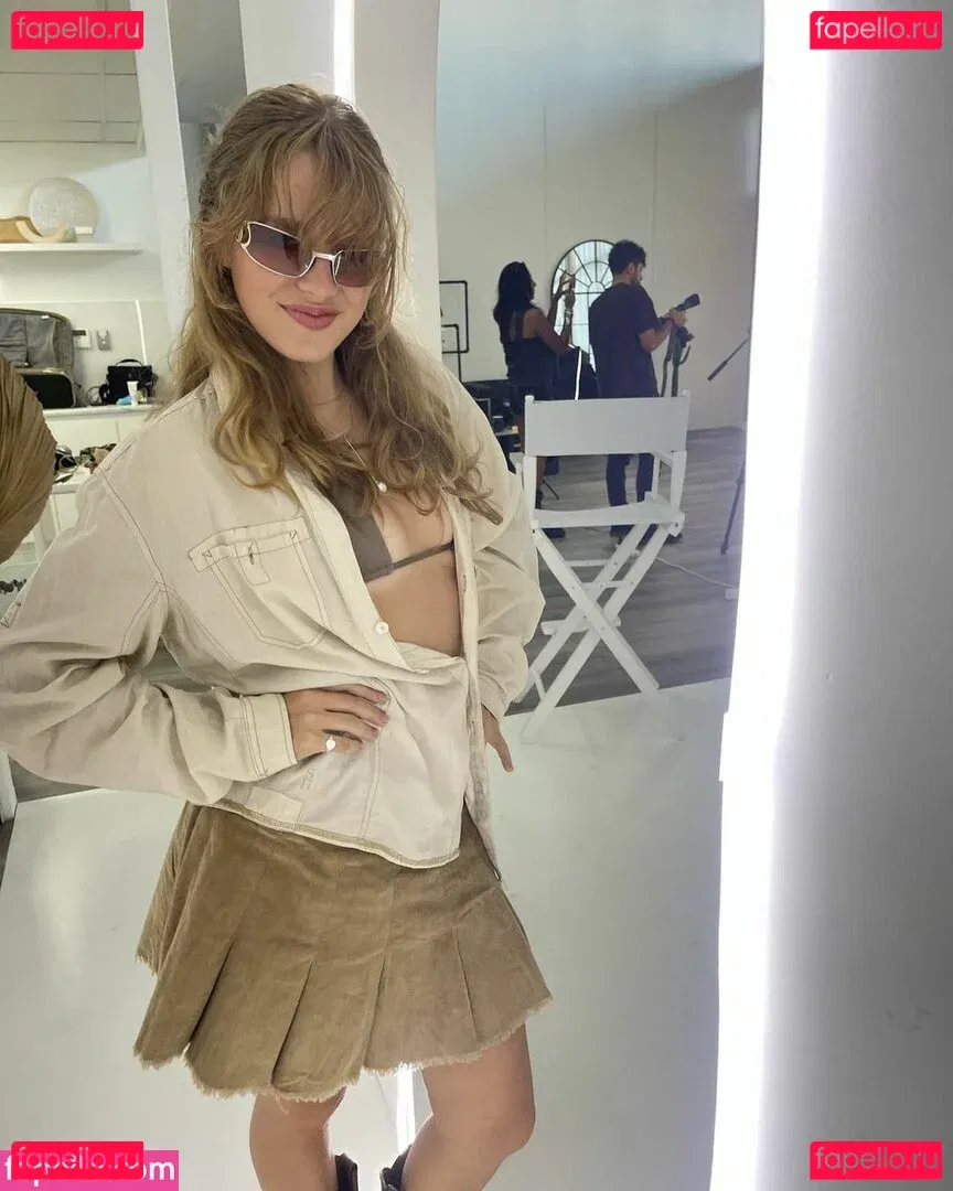 Teagan Croft Onlyfans Photo Gallery 