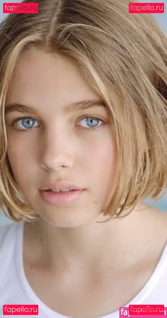 Teagan Croft Onlyfans Photo Gallery 