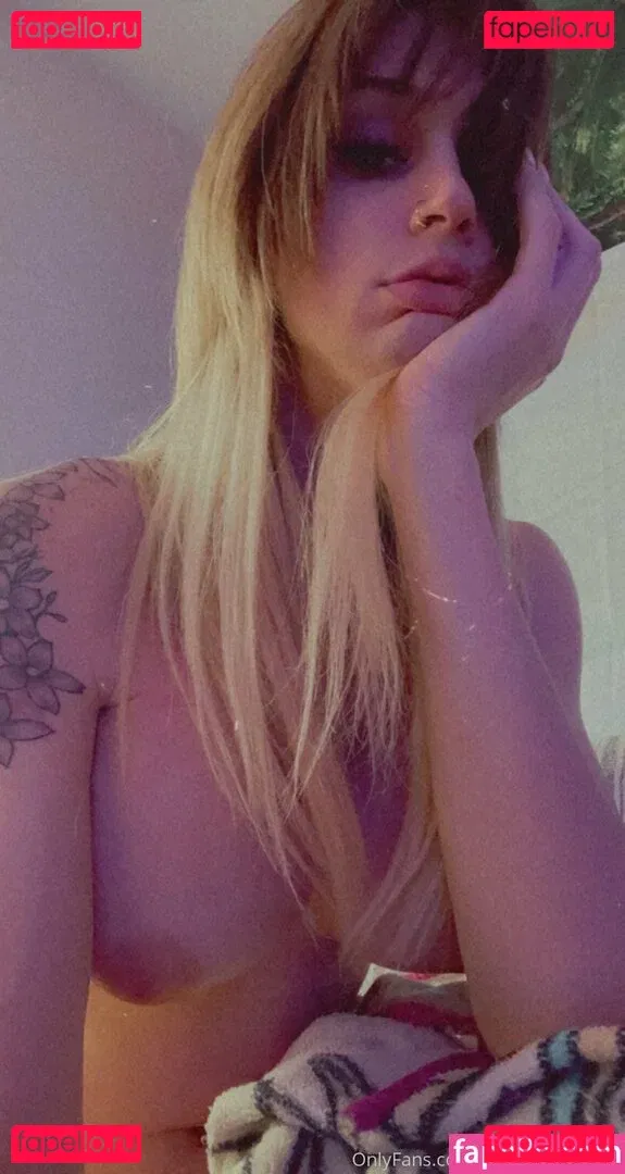 aphroditeadams Onlyfans Photo Gallery 