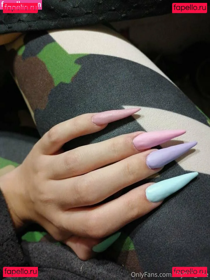 laly911_free Onlyfans Photo Gallery 