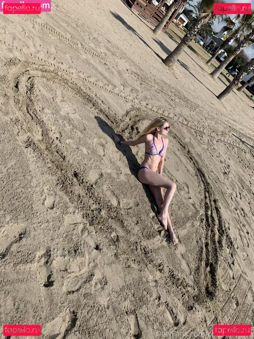 Christine Cardo Onlyfans Photo Gallery 