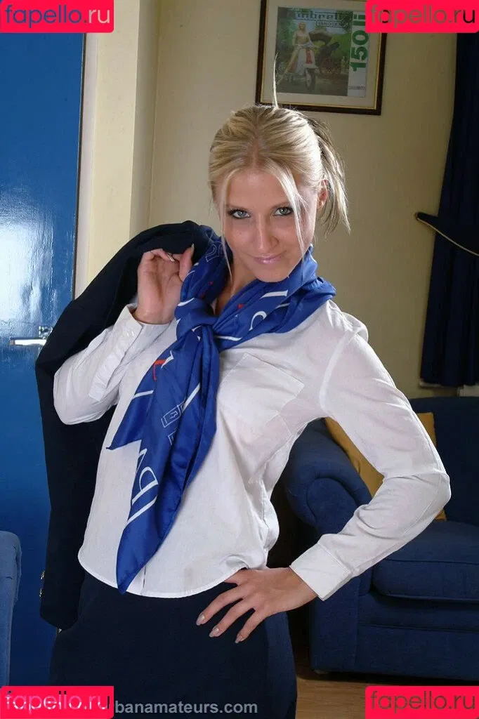 British 00's Porn Onlyfans Photo Gallery 