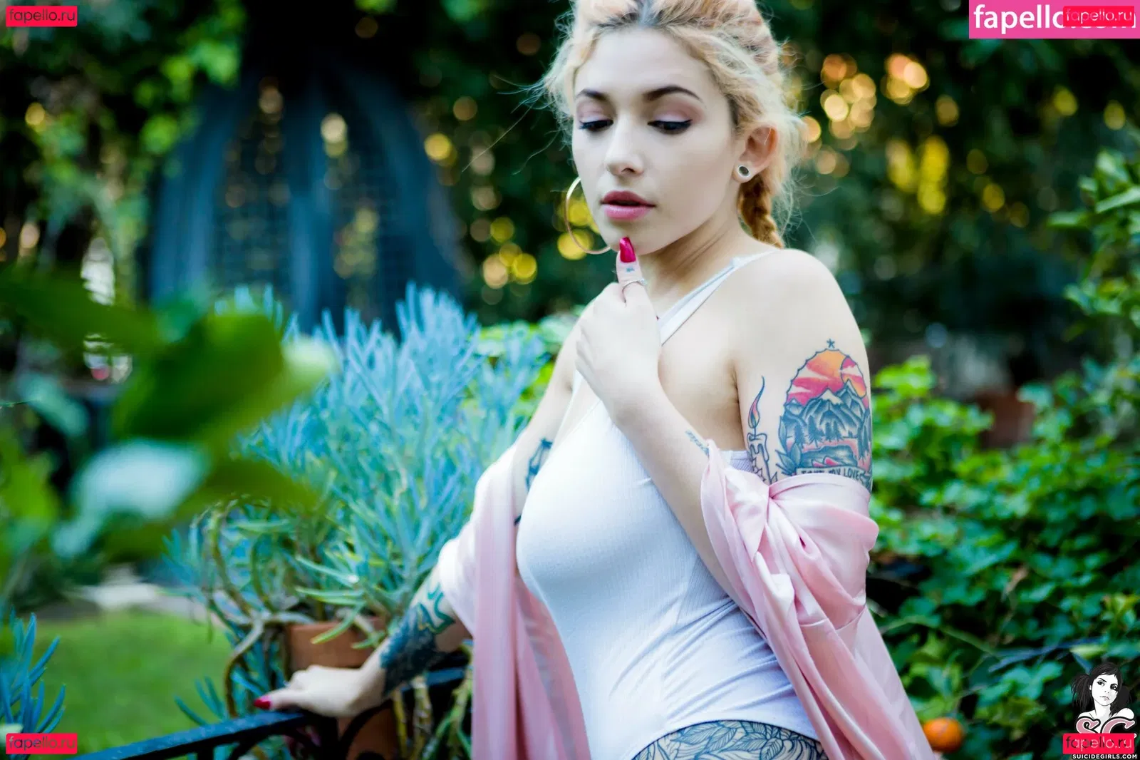 Sophoulla Onlyfans Photo Gallery 