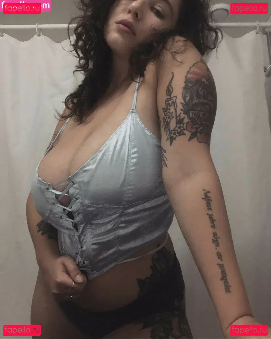 Sophoulla Onlyfans Photo Gallery 