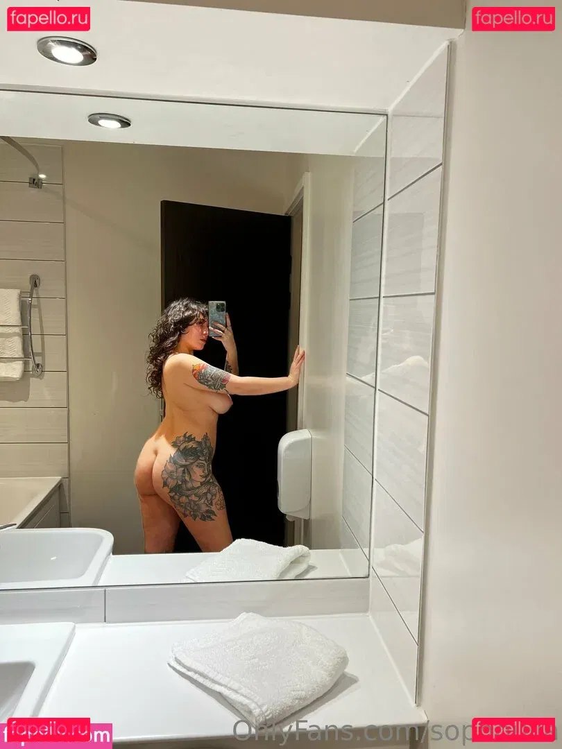 Sophoulla Onlyfans Photo Gallery 