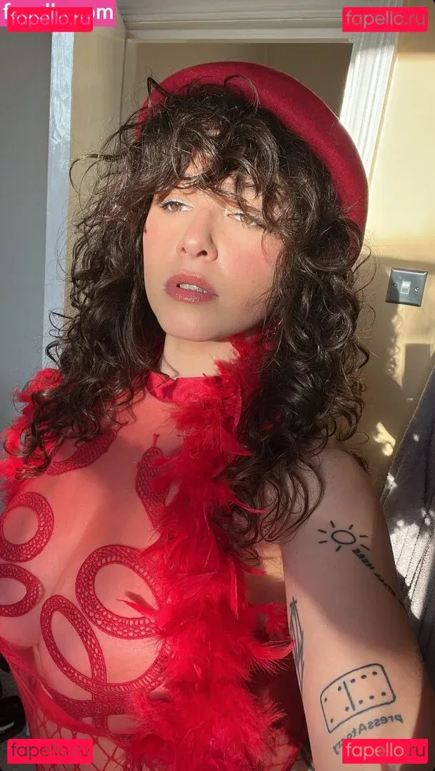 Sophoulla Onlyfans Photo Gallery 